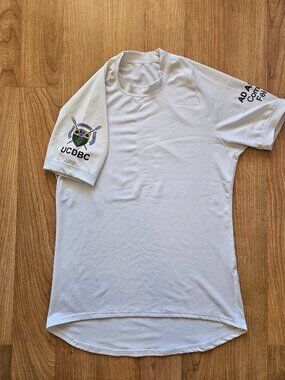 Men's white University College Dublin Boat Club Athletic shirt - size Small